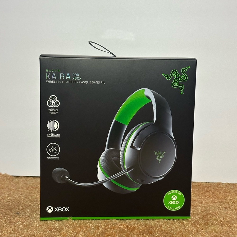 Brand new in box Razer Kaira Wireless Gaming Headset for Xbox and Windows